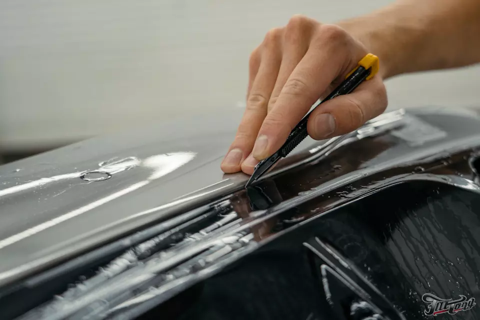 Mercedes S class (w223). Оклейка кузова и салонного глянца в полиуретан! Обработка керамикой кожи салона!